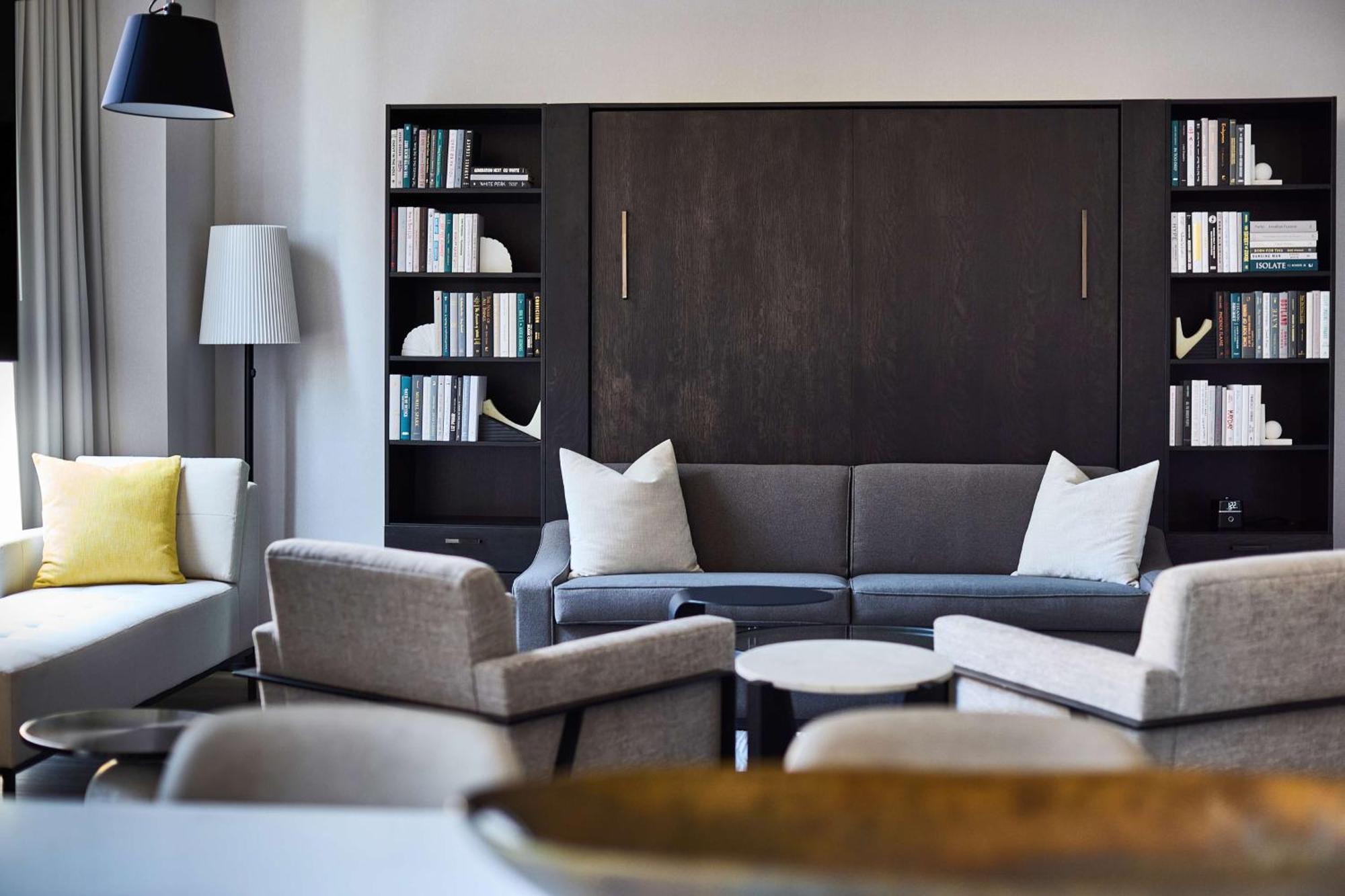 Hyatt Regency Hotel 4*